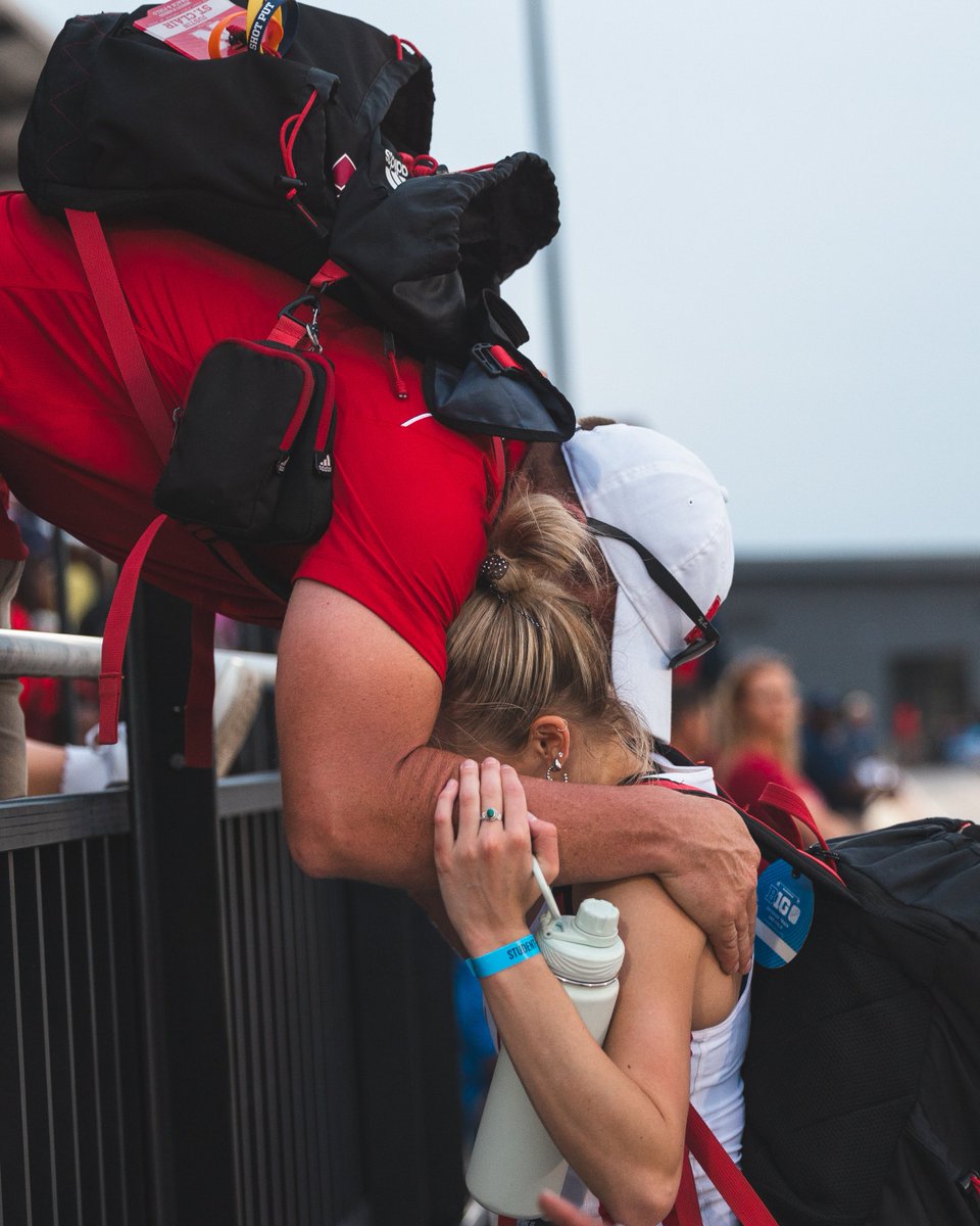 Wave it high, Ashley!

With the fifth-best jump in school history (44-8 3/4, 13.63m), McElmurry punched her ticket to the NCAA Championships in the triple jump!