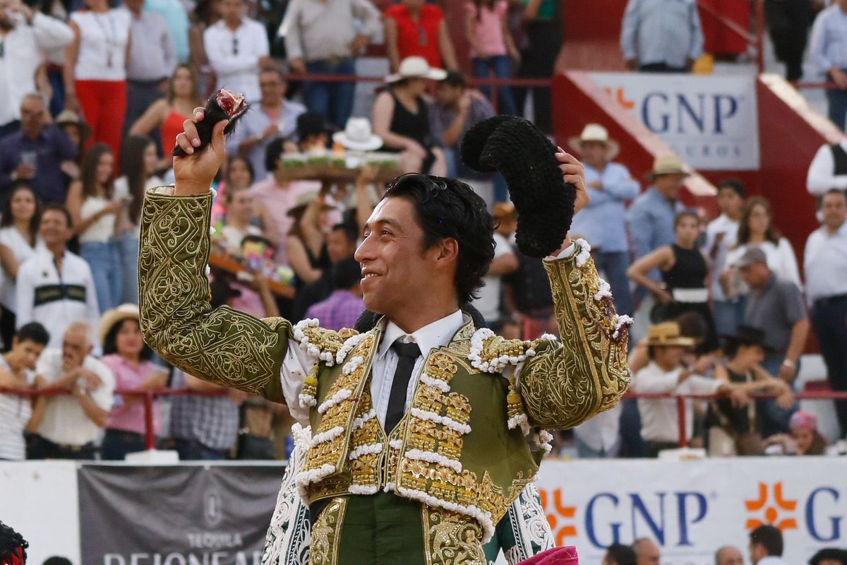 Prensa Sergio Flores tweet media