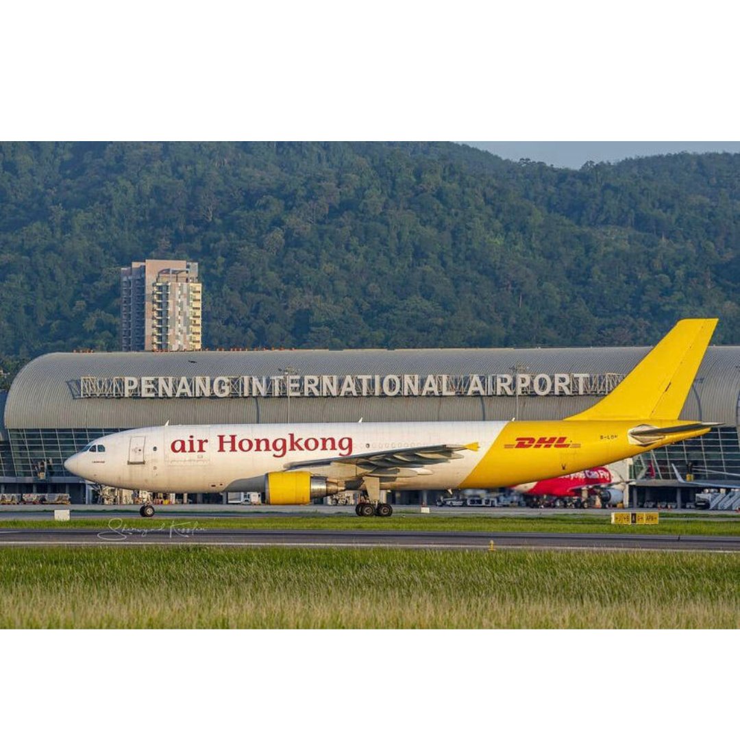 Arrived at 📍Penang Airport. Apa khabar Penang!

📸 @/aerokessler (ig)

#dhlexpress #penang #malaysia