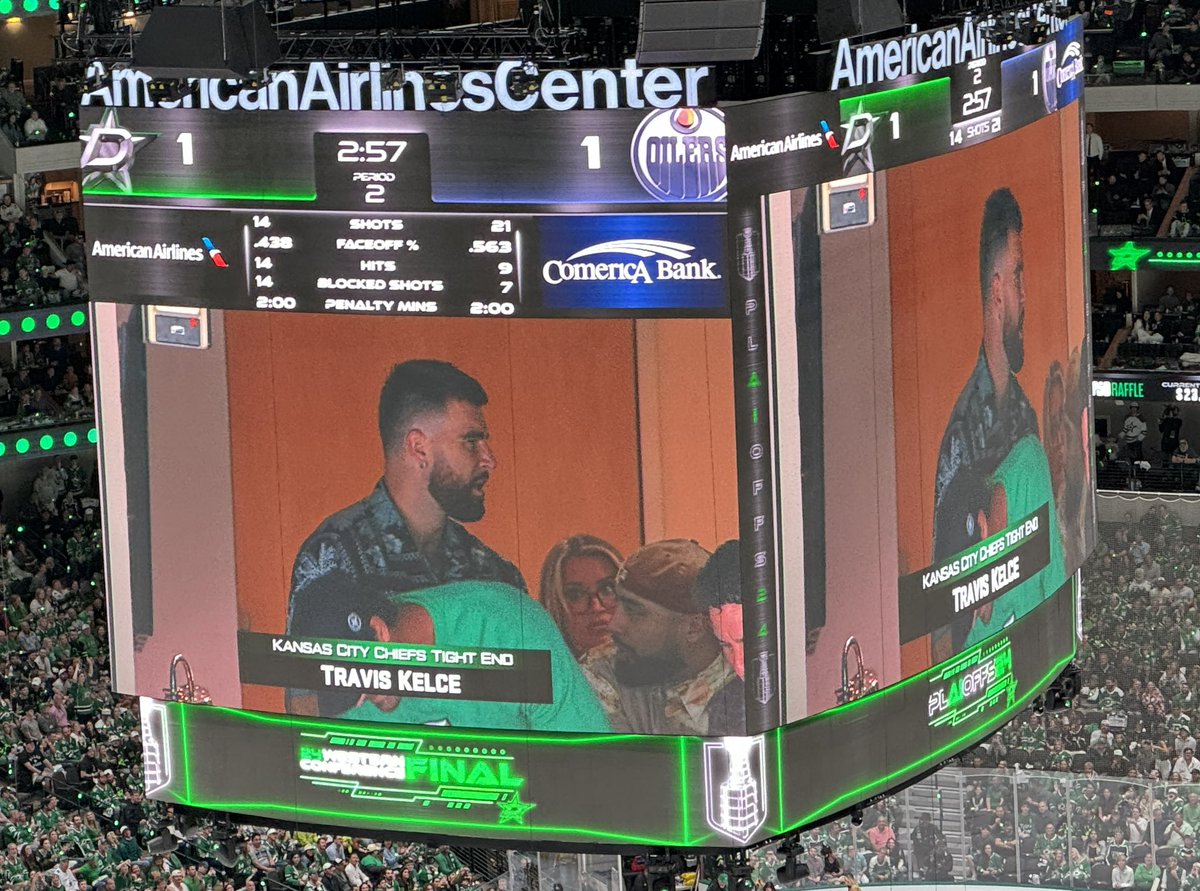 bettsd007's tweet photo. @tkelce can’t believe you’re here tonight. My daughter is going nuts! #shakeitoff #gostarsgo https://t.co/7G90zPdPv2