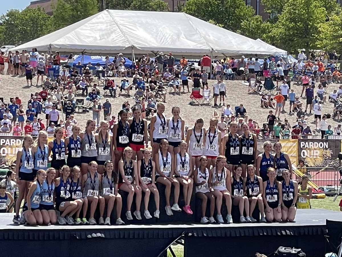 Mike Stephens (@onwravenstf) on Twitter photo Congrats to the girls 4x800m Relay who grabbed 4 important points with their 5th place finish. Thanks <a href="/sammieafuller/">Sammie Fuller</a> <a href="/BrynnLewis25/">Brynn Lewis</a> <a href="/zori_primavera/">Zorianna Primavera</a> <a href="/alligillispie08/">Alli Gillispie</a> Congrats to the girls 4x800m Relay who grabbed 4 important points with their 5th place finish. Thanks <a href="/sammieafuller/">Sammie Fuller</a> <a href="/BrynnLewis25/">Brynn Lewis</a> <a href="/zori_primavera/">Zorianna Primavera</a> <a href="/alligillispie08/">Alli Gillispie</a>