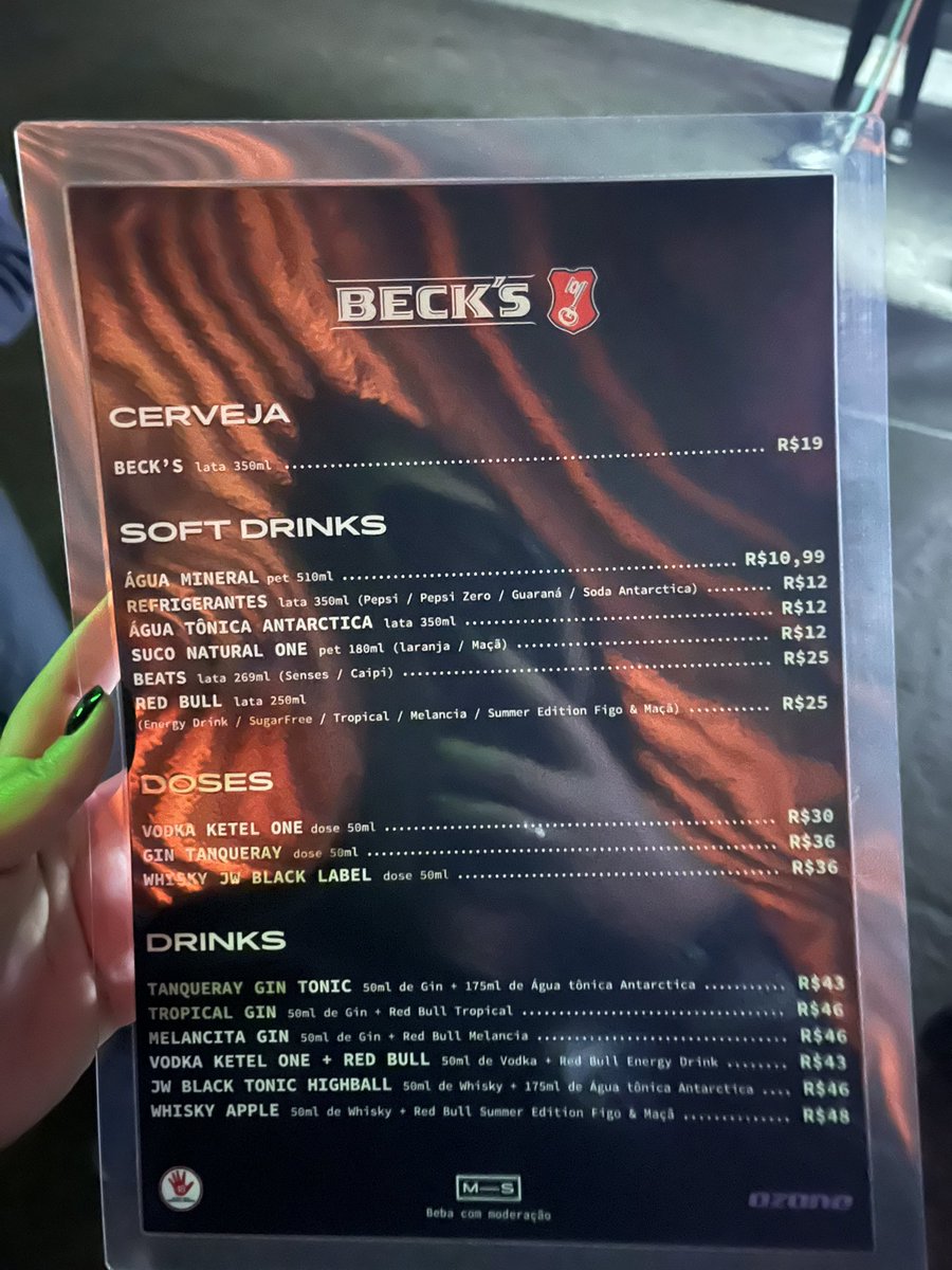 ellennnfs_'s tweet image. Esses ,99 me matou