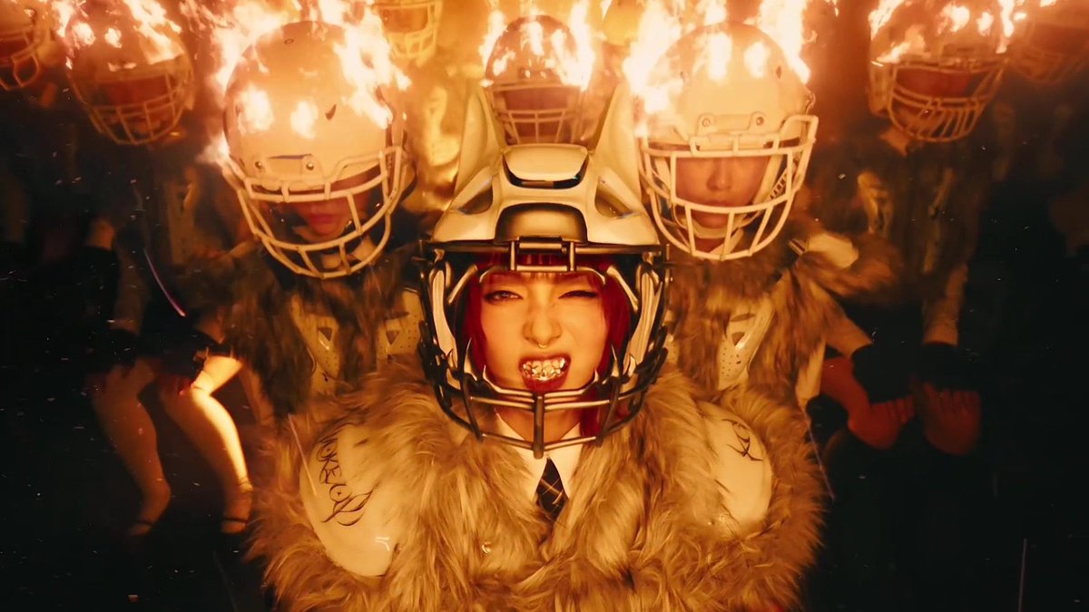 rsound_oyoru's tweet photo. XG-WOKE UP MV 

待望の全編ラップ！ゴリゴリのサウンドと歌詞で、J-POP？K-POP？アイドル？いえ、私たちはアーティストであり、これはヒップホップ！と宣言するような極みの一曲。
歌詞を言わされている感がないのも、彼女たちのスキルと魂が超パワフルだからこそ。

#xg #wokeup #xgalx https://t.co/IHUi64ExCH