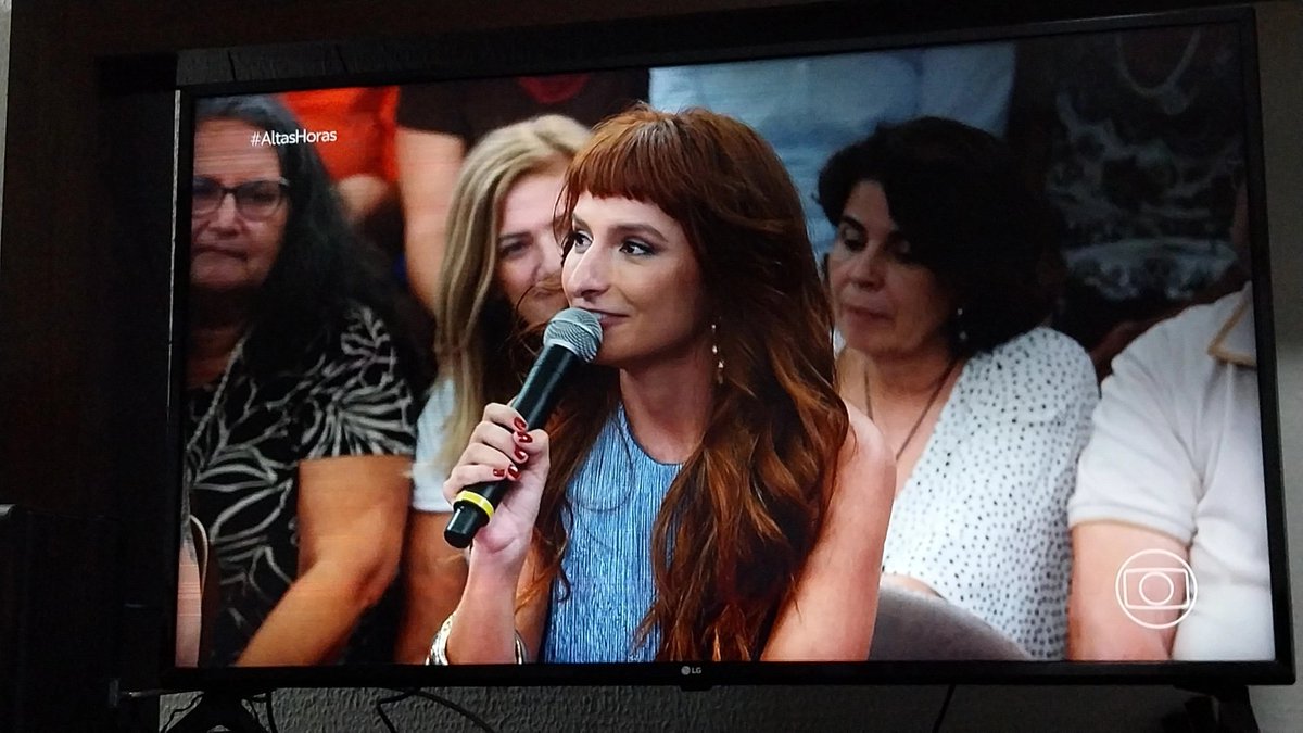 Maravilhosas <a href="/anacanas/">Ana Cañas</a> e <a href="/dudabrack/">Duda Brack</a> ❤️
#AltasHoras #NeyMatogrosso