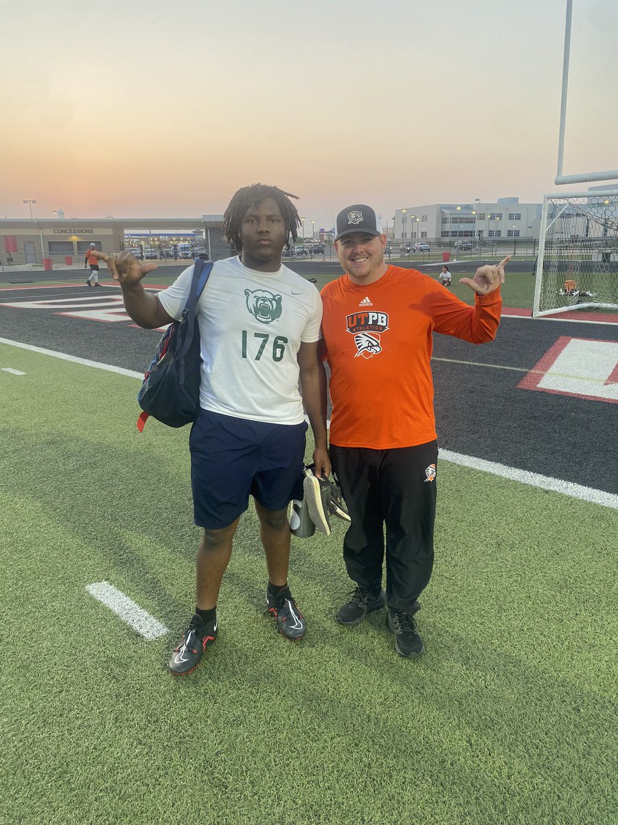 My first camp of the year thank you <a href="/UTPBFootball/">UTPB Football</a> for the coaching <a href="/CoachK__Mac/">Kris McCullough</a> <a href="/CoachSantolla/">Zack Santolla</a> 
<a href="/CoachPatmon/">Todd Patmon</a> <a href="/CoachTuck03/">Coach Tuck</a> <a href="/coachkosik/">Justin Kosik</a>