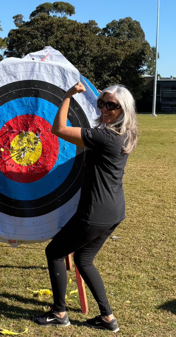 Have you heard of the word 'toxophily'? It means 'lover of bows' - the ancient sport of archery. @natkyriacou and I got our Maid Marian on and it was very calming. Highly recommended! PS: That second last photo is me showing off, because I came second. Natural born killer.