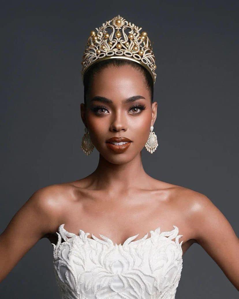 PageantsNEWS's tweet photo. The official portrait of Miss Universe Philippines 2024 Chealsea Manalo! ✨ https://t.co/LanoOpg6HJ