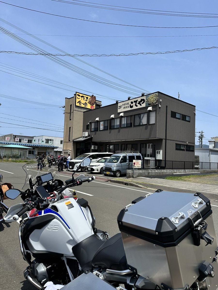 shinsan33's tweet photo. 久々来たけどめっちゃ並んどる
#こだま食堂 https://t.co/93Gthcgna0