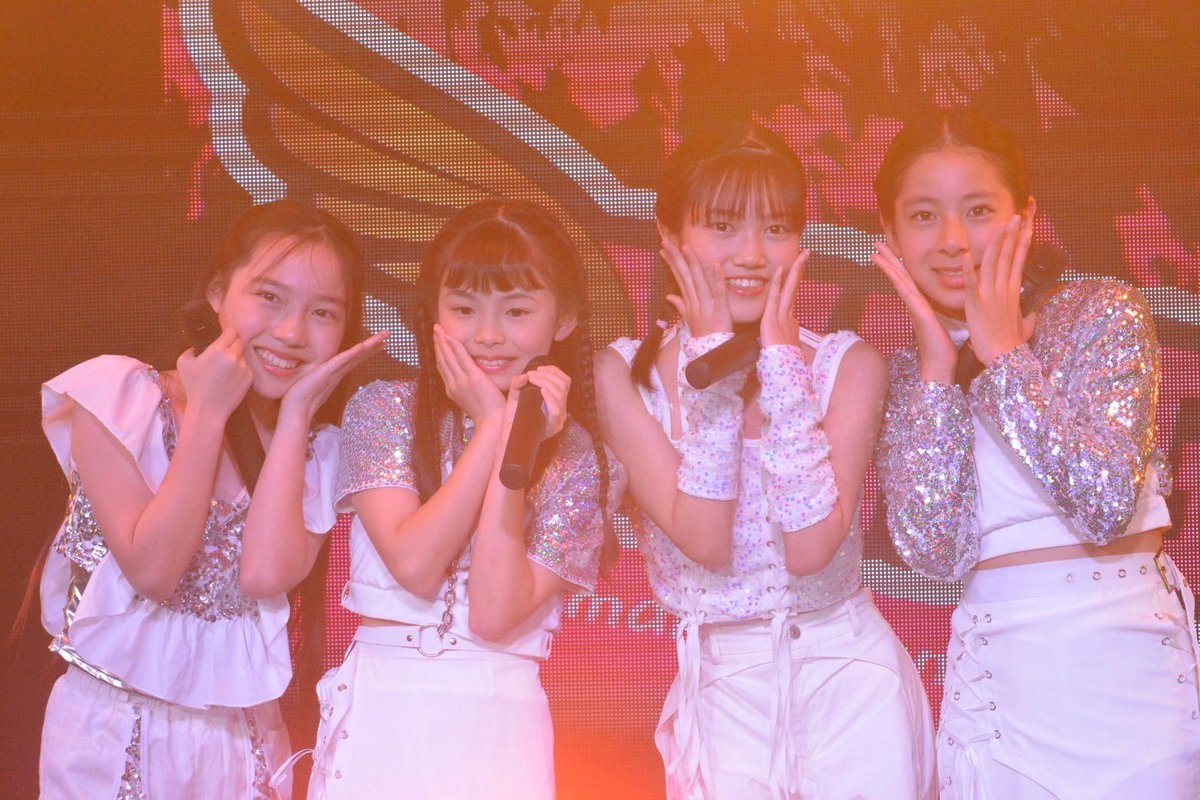 yuika_wing's tweet photo. 昨日は #福岡ポケット さんにてライブでした!沢山のアイドルさんと共演させていただきすごく楽しかったです😊来てくださった皆様ありがとうございました😊#WING #jr6 #福岡 #アイドル #ゆいか #yuika https://t.co/gVN7ZI3Vf9