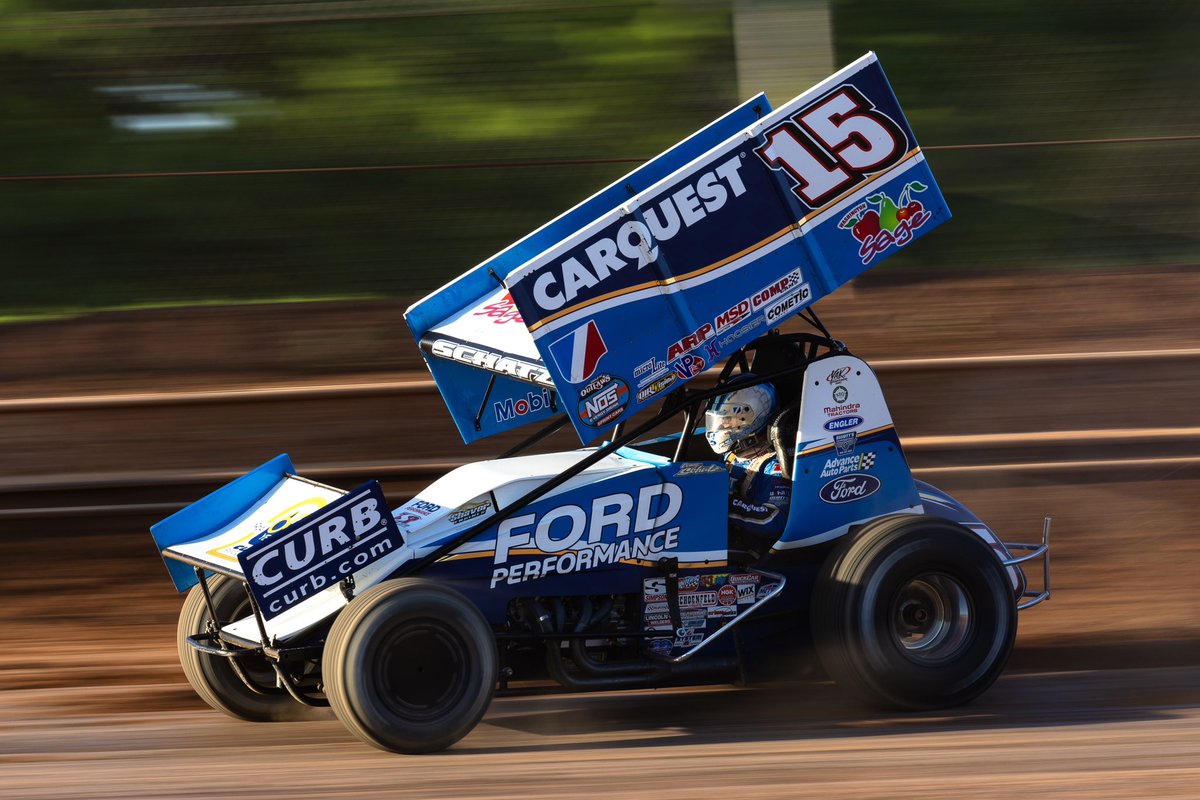 Tonight’s @KSE_Racing Hard Charger is @DonnySchatz! He takes the @TonyStewart_Rcg #15 from 20th to 9th!