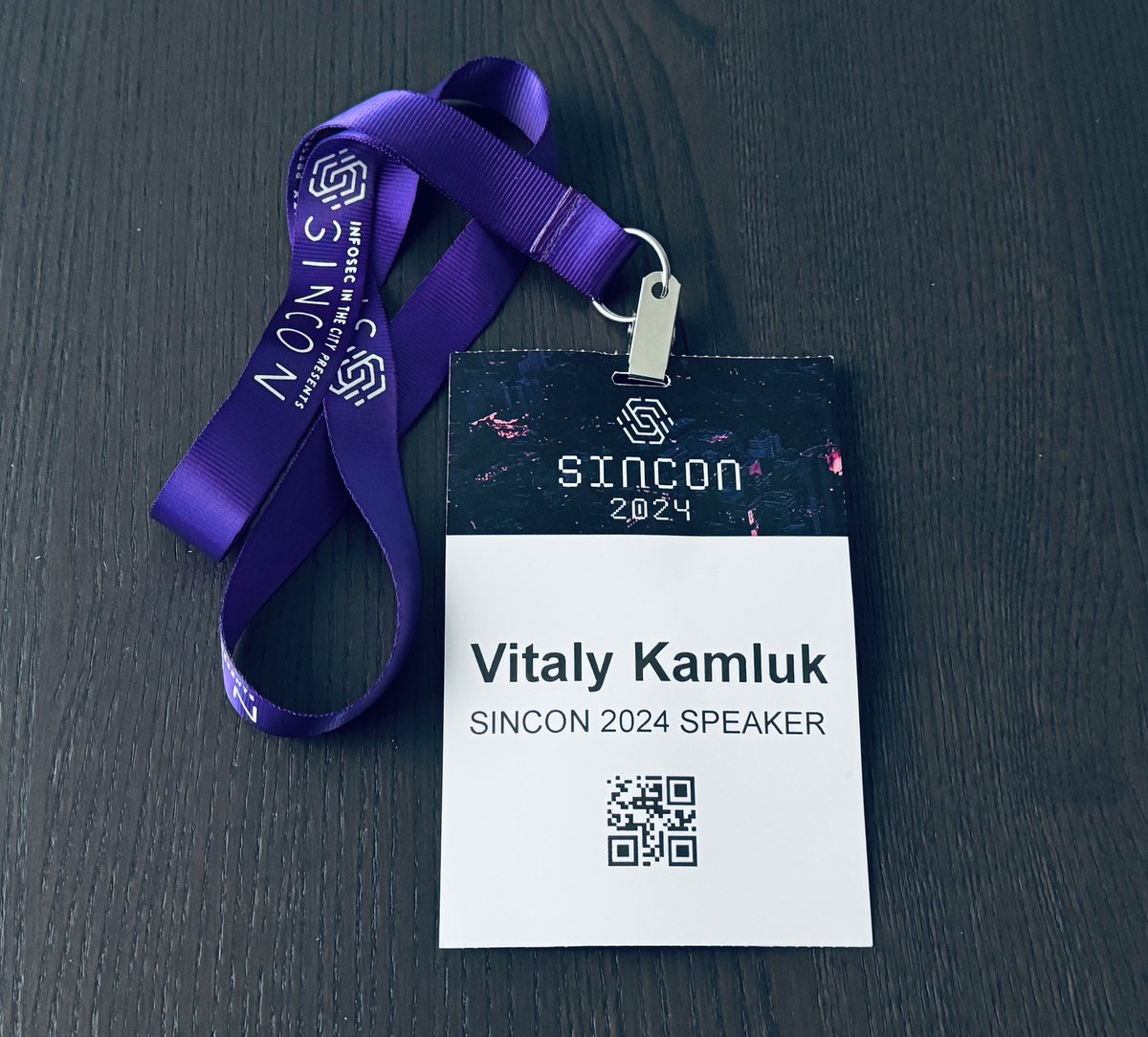 Vitaly Kamluk tweet media