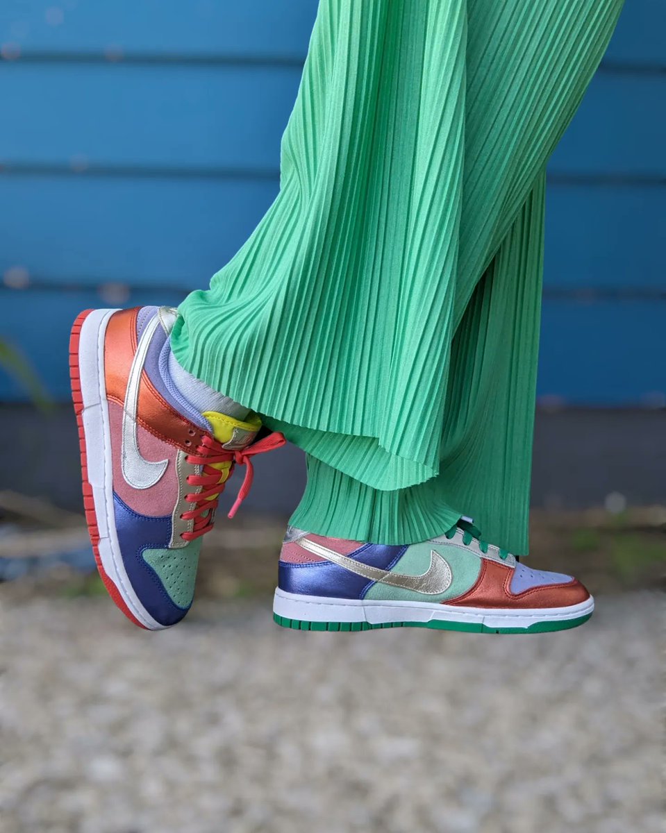 amcmath04's tweet photo. Saturday! #KOTD #Nike #Dunklow #SunsetPulse #ashwithkicks  #snkrsliveheatingup #snkrskickcheck #wearyourkicks #yoursneakersaredope https://t.co/S65wdp5ycE
