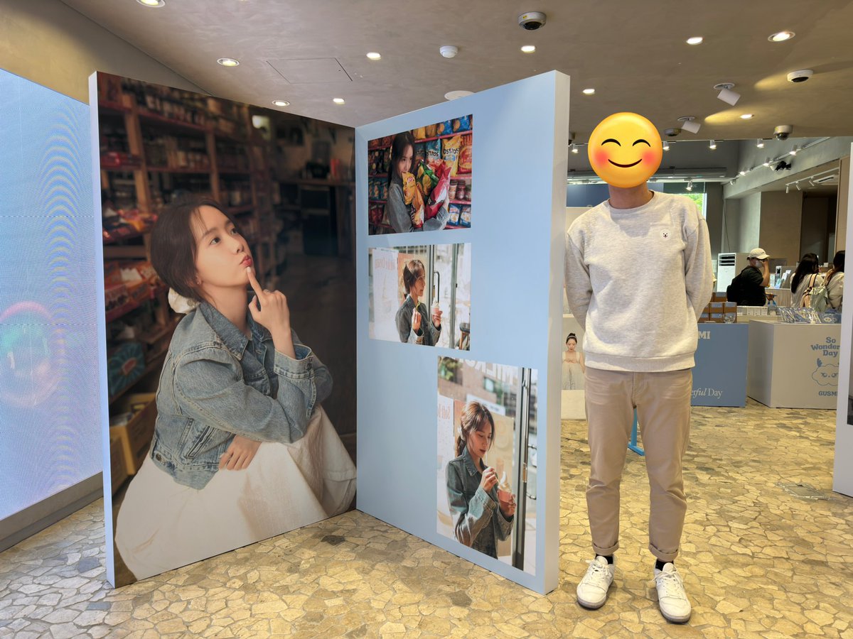 Though I’m not lucky enough to get the signed merch/photocard/polaroid, I’m glad I’m still able to be there and get everything I wanted 🤭 #임윤아 #LIMYOONA #So_Wonderful_Day #임윤아와_함께하는_So_Wonderful_Day