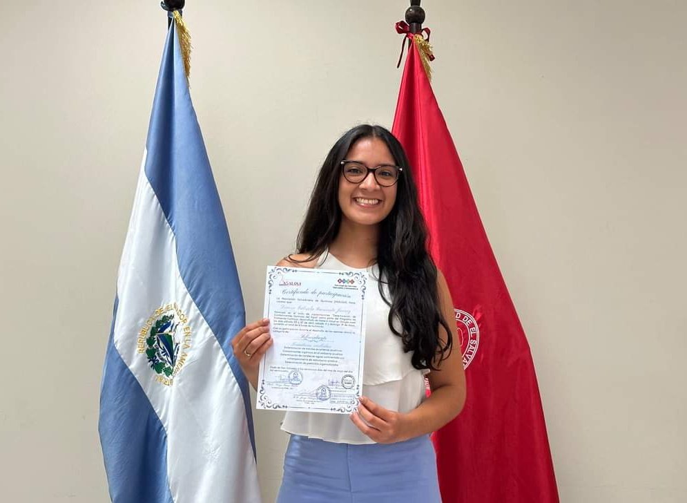 Hoy finalicé el curso "Determinación de contaminantes químicos del agua", organizado por la Asociación Salvadoreña de Químicos y <a href="/NaturalesUes/">@Naturales-Matematica-UES</a>. ¡A seguir con mi compromiso de proteger nuestros recursos!💧🌱