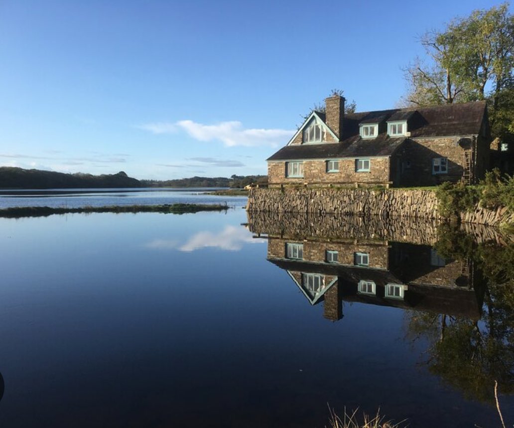 @pnjaban We stayed in The Fish House in Skibbereen a few years ago back. Absolutely amazing!

westcorkfishhouse.com