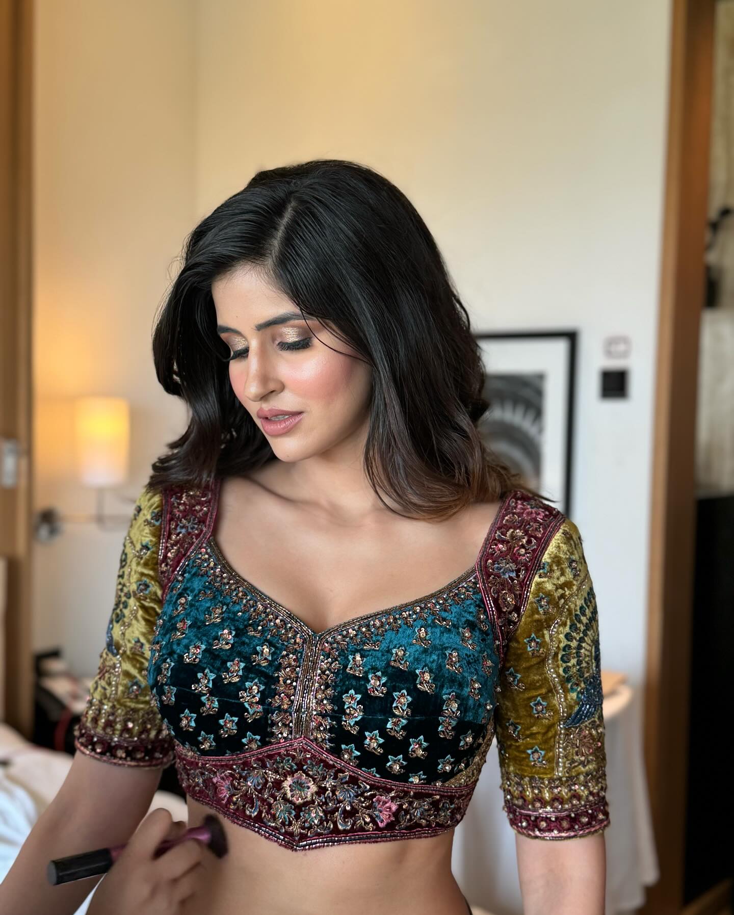 GOeZiorbAAAwWJ0?format=jpg&name=large