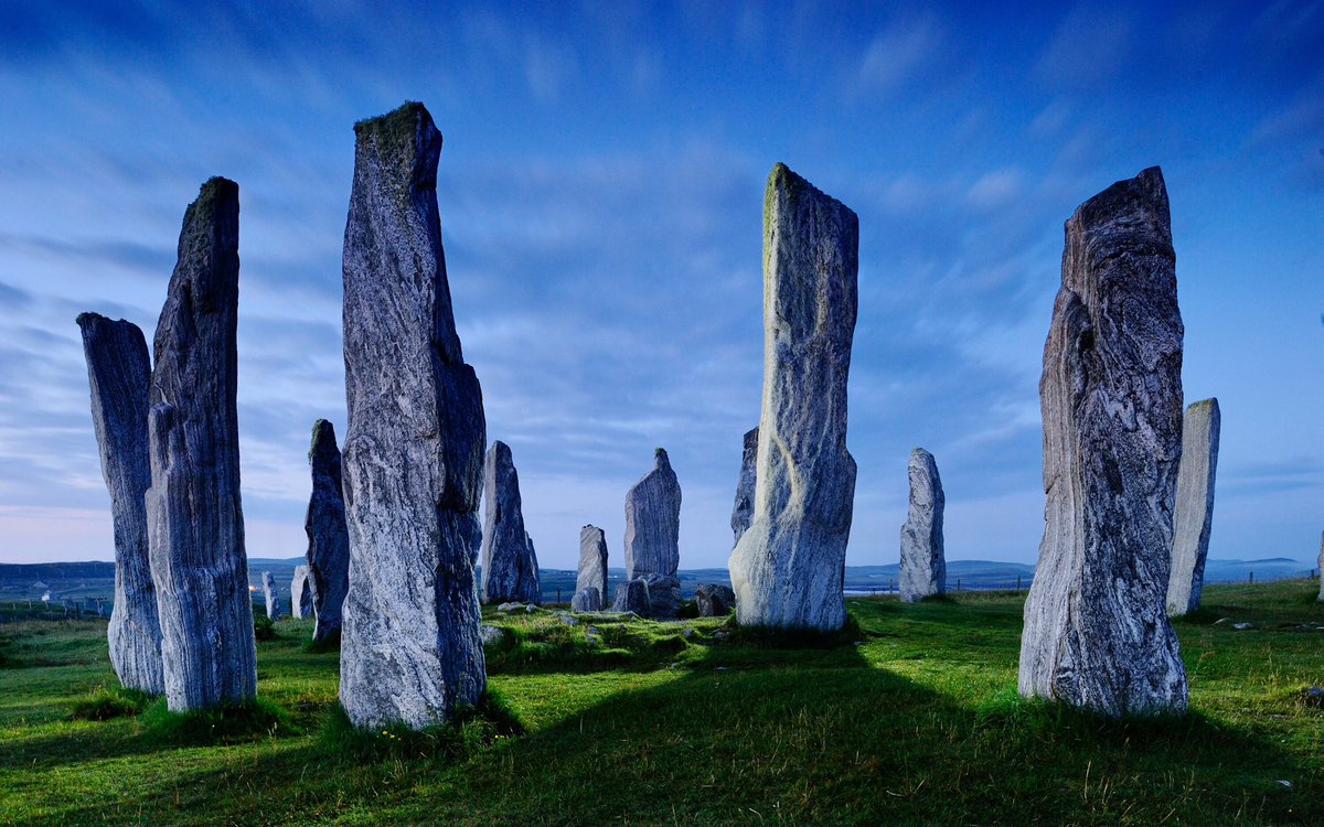 Bing’s Copilot AI bot just told me that the Callanish Stones “predate Stonehenge by 5,000 years.” Uh, no, not close. Callanish is about same age as Stonehenge, both are about 5,000 years old. Even Ancient Aliens doesn't get it THAT wrong.