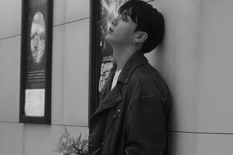 zhxxxa's tweet photo. Haekaz,

; "just me, music and the night."

jungkook x oc
©zhxxxa https://t.co/vRq53pYb6n