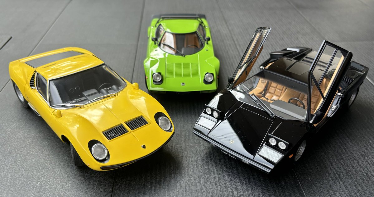 cooper55874890's tweet image. #2mgandini  番外
マルチェロ ガンディーニ。
ホント偉大なデザイナーです。
私の幼い頃からこれらのクルマは別次元でカッコいいと素直に思いました。今回カウンタックLP400を私の1/24自動車博物館に収めることができました。
プラモだから可能ですが、実車なら3台でいくらの価値があるんでしょうか😆
