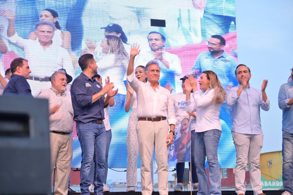Extraordinario e imponente evento en Boca del Río. ¡Esta elección ya está ganada!

¡Morena se va y la zacatecana también!