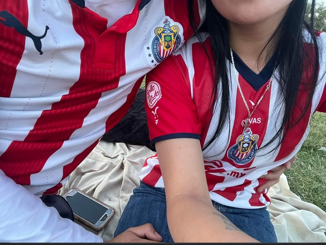 ChivasShitpost's tweet photo. quién para pinches para https://t.co/axAiJDr5Z2