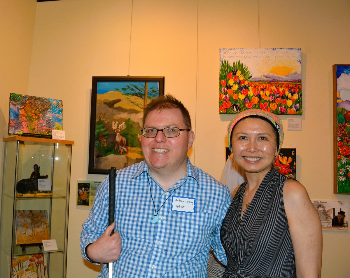 nhungtrandavies's tweet photo. Had such a great time celebrating amazing artists, such as #AndrewHarding, who create magnificent artwork despite their visual impairments. So inspiring. #SightUnseen exhibit on until Jul31st at #ZypArtGallery #Calmar https://t.co/OWKPgDkidn