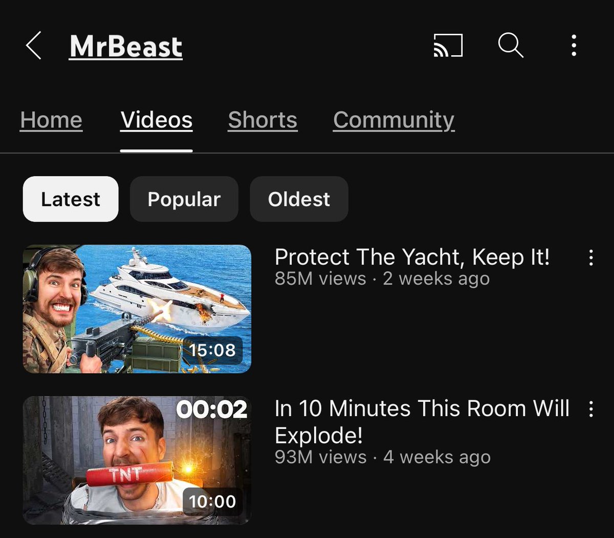 Crazy how @MrBeast last 2 videos didn’t reach 100M and that’s bad for him 😂