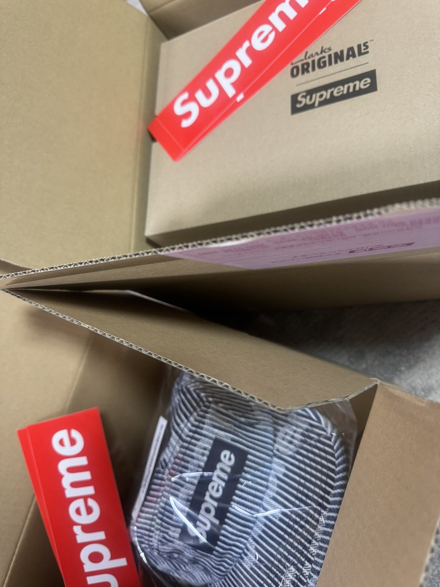 a_supremeog's tweet photo. @Supreme_Pen_ATC
#Supremeペンギン代行
ありがとうございました！ https://t.co/X0QRNrCw99