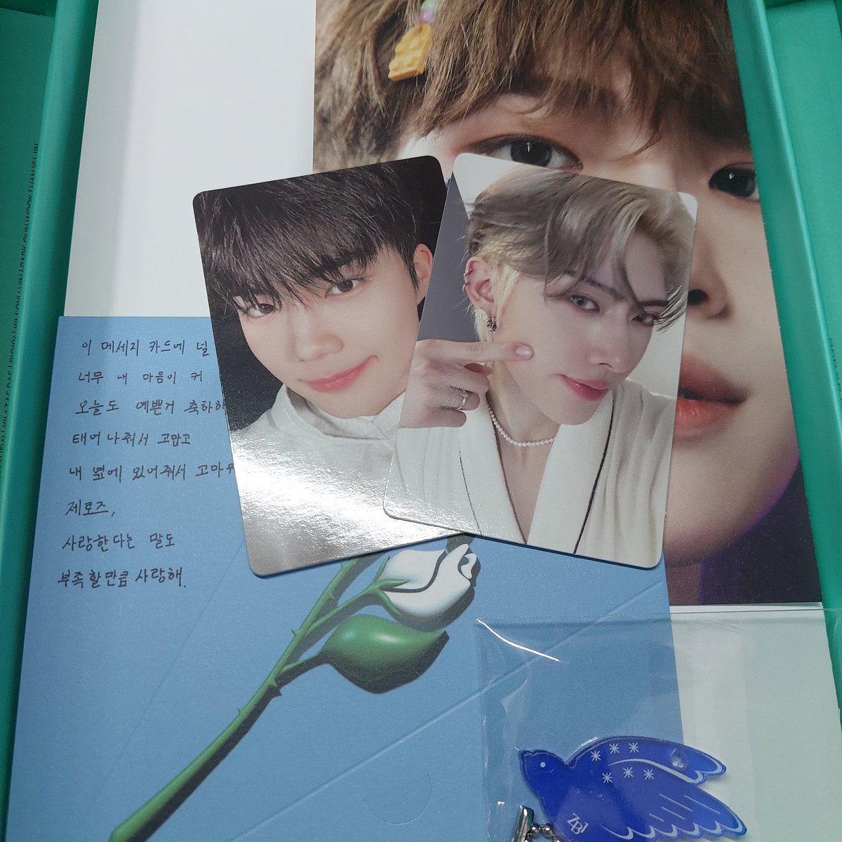 samuprint's tweet photo. thank you so much for yesterday , everyone <3 i had so much fun meeting fellow seokryus and zeroses !!
#SEOKMATTHEW #์๋งคํ
#MatthewsMovingCastle #HowlTthewDay https://t.co/awqpiIufzw