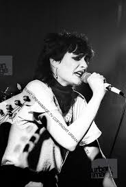 #SiouxsieSiouxSunday #Siouxsie - Switch #Live #masterpiece youtu.be/w3zhgzlHqZU?si… @lee0969 @NatalieAHood @sineadmcfc @DrBrookeDaniels @AuxComtesse @gunclub_music @GeorgiosMasman2 @Notoldjustexpe1 @mal_onelondon @nikidoog @BlueKypur @deborahvanjohn1 @SkamanD14 @LazyStardust5