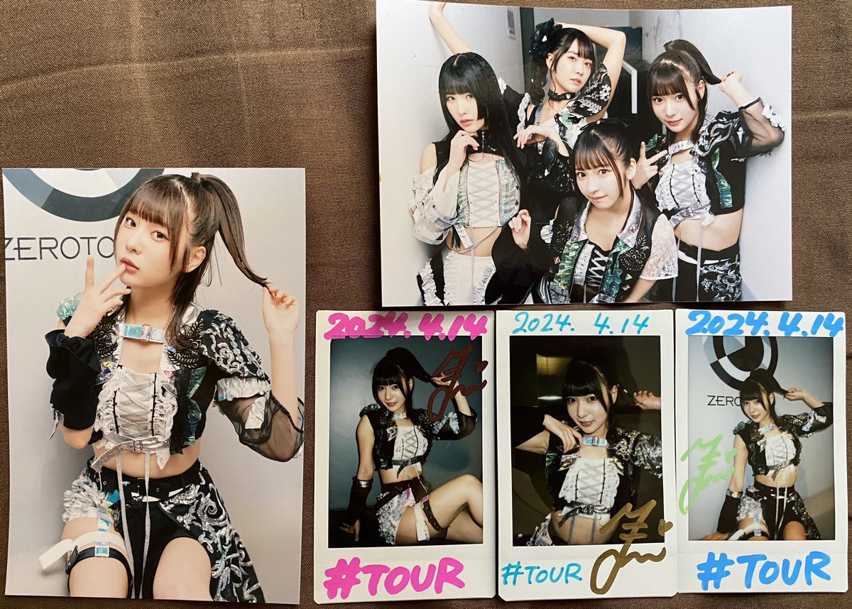 tenchan_90's tweet photo. #HASHTAGRECORD JAPAN TOUR 2024 東名阪 Zepp Shinjuku チェキ 奥ゆいセットが届いた〜
ファーストリメイク衣装のかっこよさ+ハーフアップの可愛さ=宇宙最強天才アイドル奥ゆい💛
#奥ゆい
#かわゆいおくゆい https://t.co/gL93HCvv7U