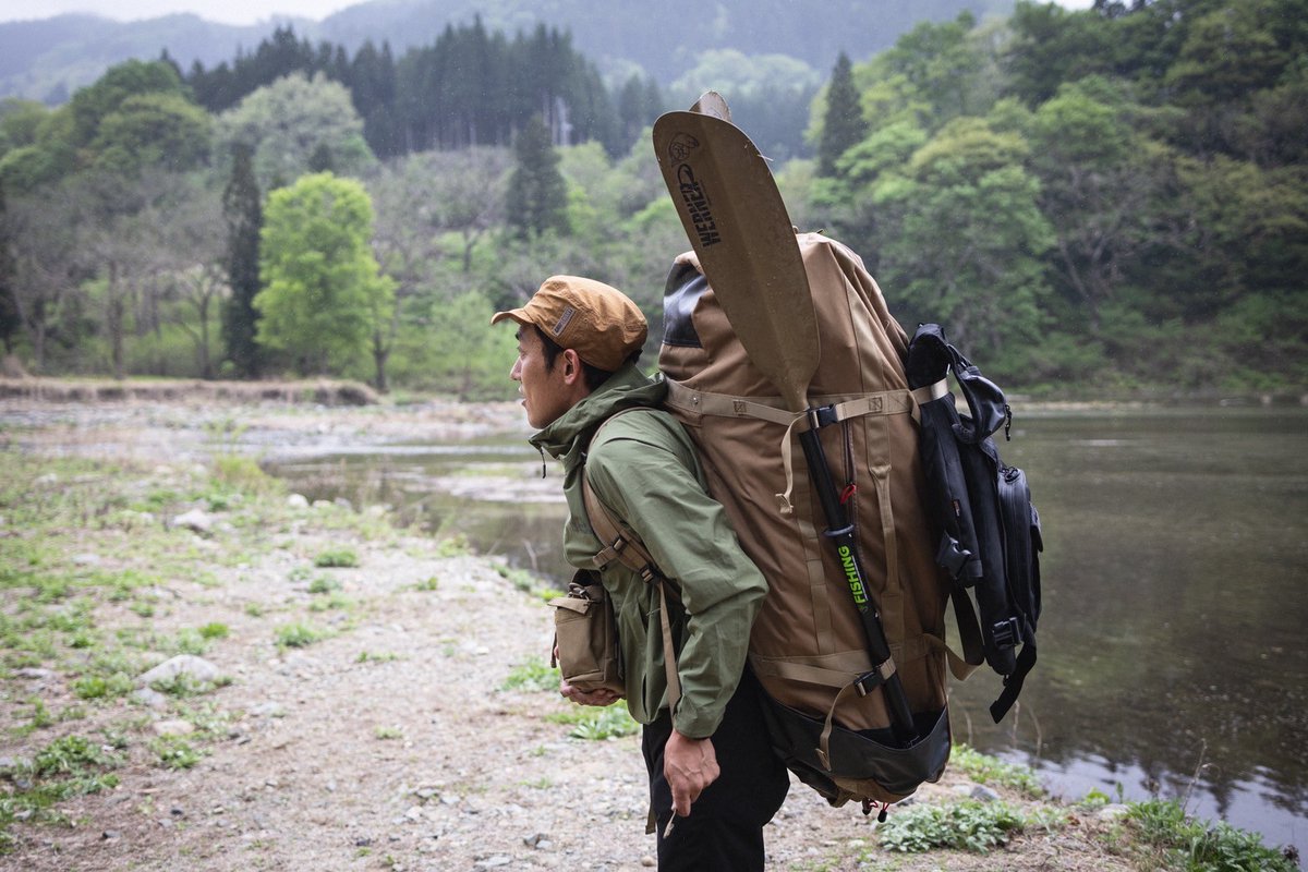 laidbackbsn's tweet photo. かっくまさんのフォールディングカヤック。
パーツを収納すると大きめのテントほどのサイズに
背中に背負ってトランクにも収まるため、
手軽にどこへでも持っていくことができる。
羨ましい。
#BSNラジオ #レイドバックライフ #旅するテント
#大源太キャニオン #湯沢町 #カヤック #カヌー #FOLBOT https://t.co/n3jy6wuqWM