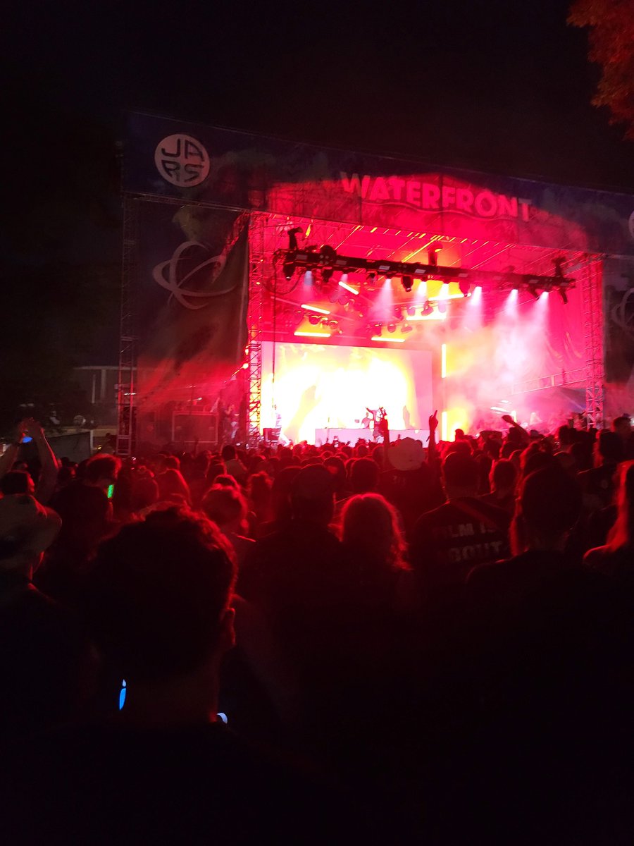 xcolinjacksonx's tweet photo. Ludacris brought Democratic Senate candidate Hill Harper on stage at Movement https://t.co/0e5p30C8z2