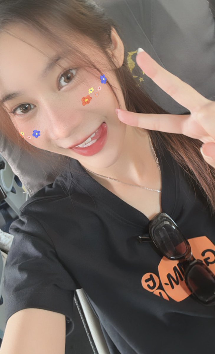 earnpypp_'s tweet photo. ✌🏻✨ #GMMTVOuting2024 https://t.co/BqEvXGAKFD