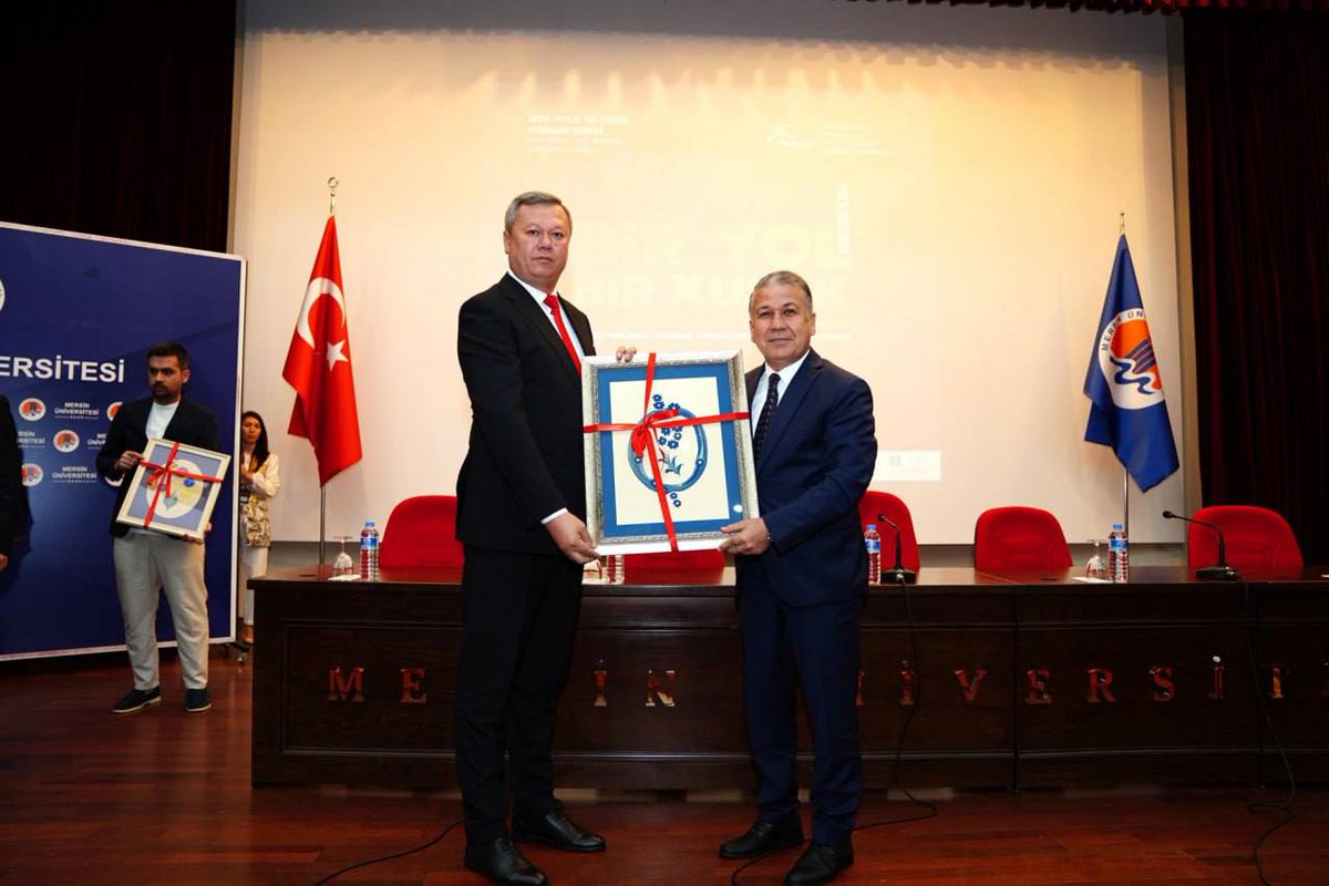 ALFRAGANUSLIVE's tweet photo. TURKIYA | BIR YO’L - BIR MAKON

Ikki kun davom etgan xalqaro konferensiyada 2025-yilda o`tkazilishi rejalashtirilgan “BIR YO’L - BIR MAKON” xalqaro konferensiya O`zbekistonning Buxoro viloyatida bo`lib o`tishi haqida kelishib olindi. https://t.co/PJ3uIHPhIL