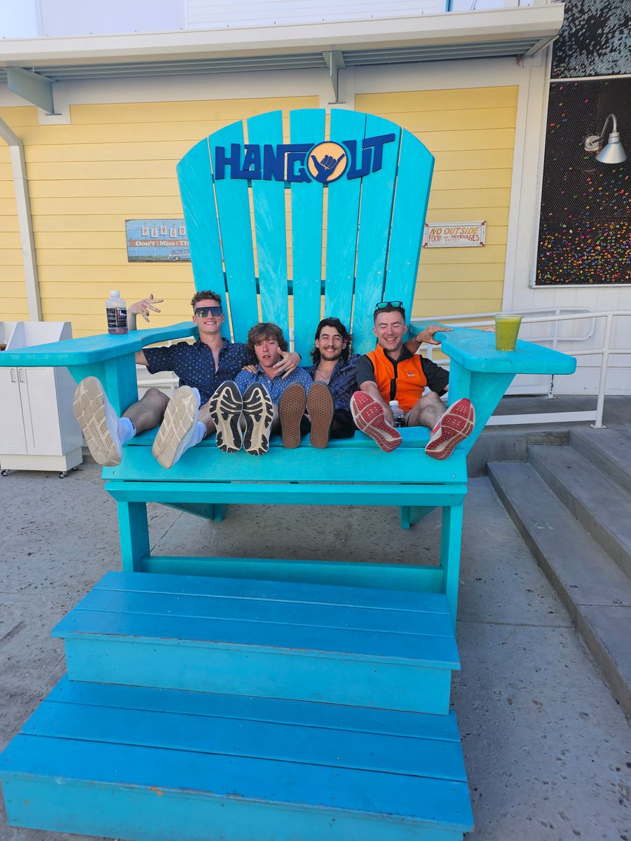 RUNWARTBURG's tweet image. What a weekend for the Wartburg distance crew at the NCAA National Meet! 8 different All-American performances for a total of 45 points. No other team combined to score more! 3 x 2nds, 1 x4th and 4x5ths. #WTF #WXC