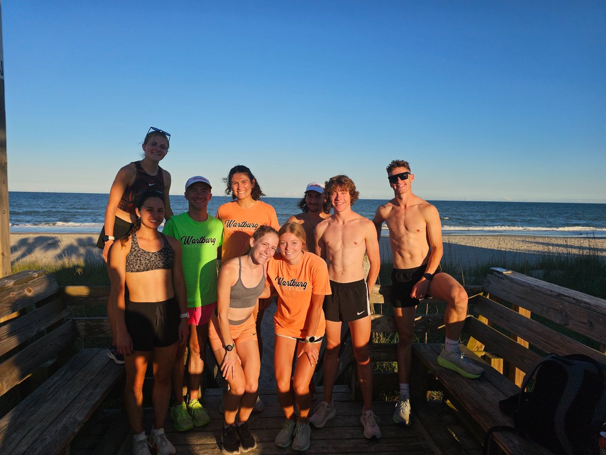 RUNWARTBURG's tweet image. What a weekend for the Wartburg distance crew at the NCAA National Meet! 8 different All-American performances for a total of 45 points. No other team combined to score more! 3 x 2nds, 1 x4th and 4x5ths. #WTF #WXC