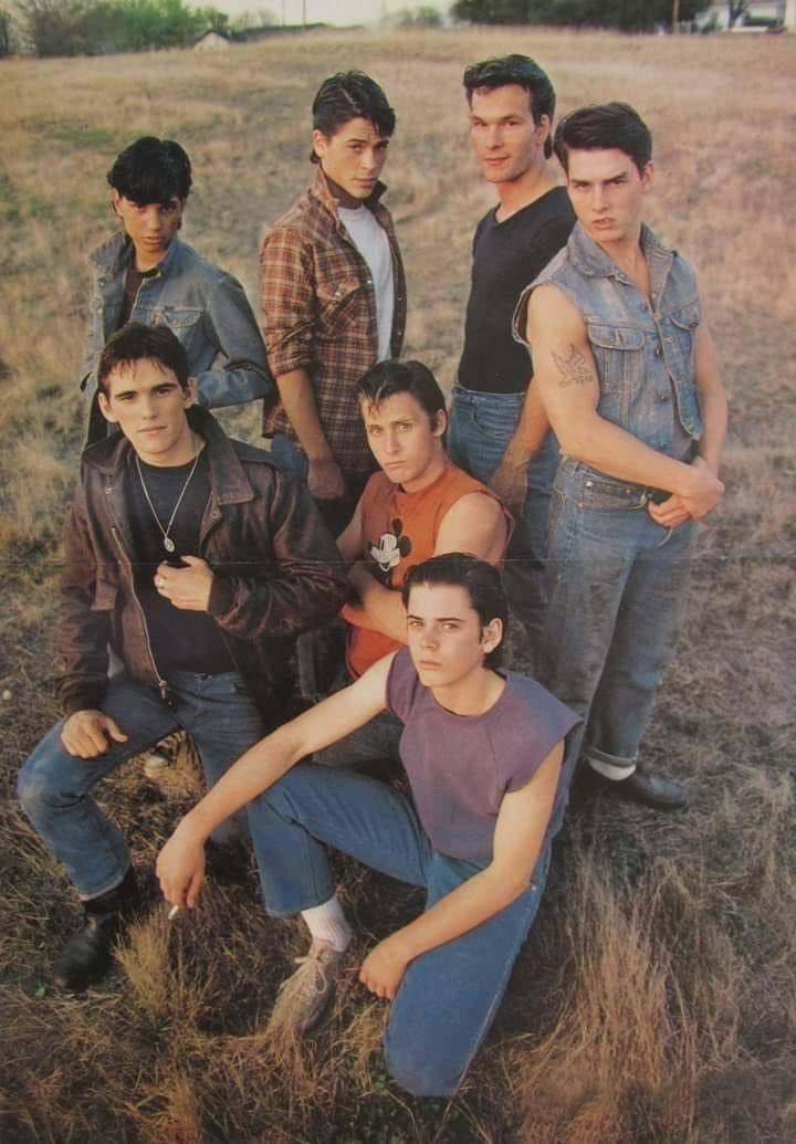@fasc1nate Another picture of Tom Cruise, Matt Dillon, Patrick Swayze, Ralph Macchio, Emilio Estevez, C. Thomas Howell, and Rob Lowe on the set of The Outsiders, 1983.