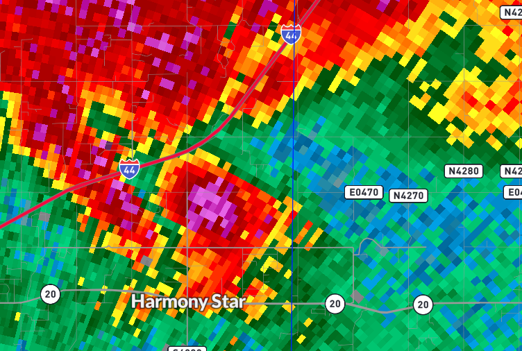 weathermannick1's tweet image. A very violent tornado is ongoing just south of Lone Chapel OK! TAKE SHELTER NOW! #okwx  #wxtwitter