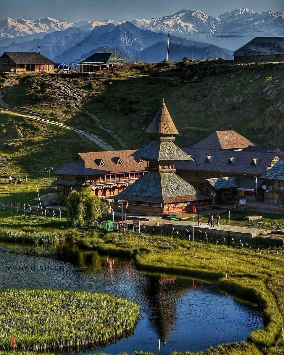aniguleria_'s tweet photo. PRASHAR  LAKE HIMACHAL PRADESH
#prashar #himachal https://t.co/s25eel8SXD
