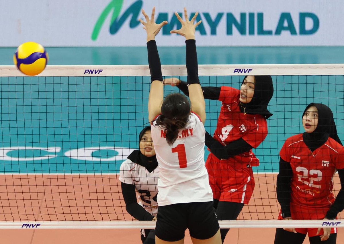 Vietnam victorious four times over after 3-1 match on Indonesia
Read more: asianvolleyball.net/new/vietnam-vi…
#FIVB #VolleyballWorld #AVCChallengeCup #VVF #AVC #AVCVolley #AsianVolleyball #mikasasports_official #StayActive #StayStrong #StayHealthy