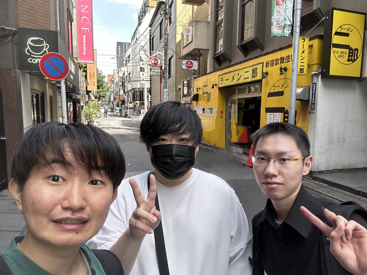 ivory33544074's tweet photo. ときさんとたかこうさんと二郎行ってきました😷🥦🐙 https://t.co/98NxI93ARK