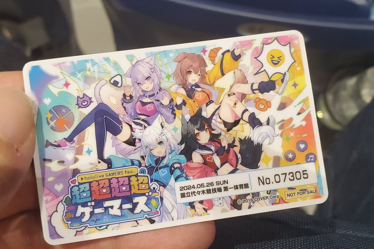 float_shi's tweet photo. 数億年ぶりにリアルのイベントきた https://t.co/wLbd8uqFWB