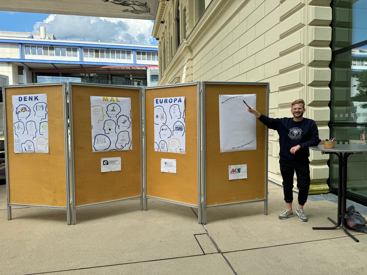 GD_UniGraz's tweet image. Die Lange Nacht der Forschung - und wir waren dabei! Beim Projekt "Denk Mal Europa", bei dem Studierende ihr ganz persönliches Denkmal für #Europa zeichnen konnten, wurden tolle künstlerische Ergebnisse präsentiert. Und es sind noch ganz viele neue Motive dazugekommen... #LNF24