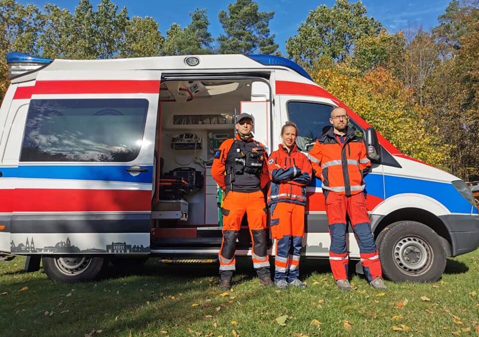 These volunteer Polish medics are some of the unsung heroes in the battle to keep people alive in the war in Ukraine. I can’t say enough good things about them but Poland you can be proud.