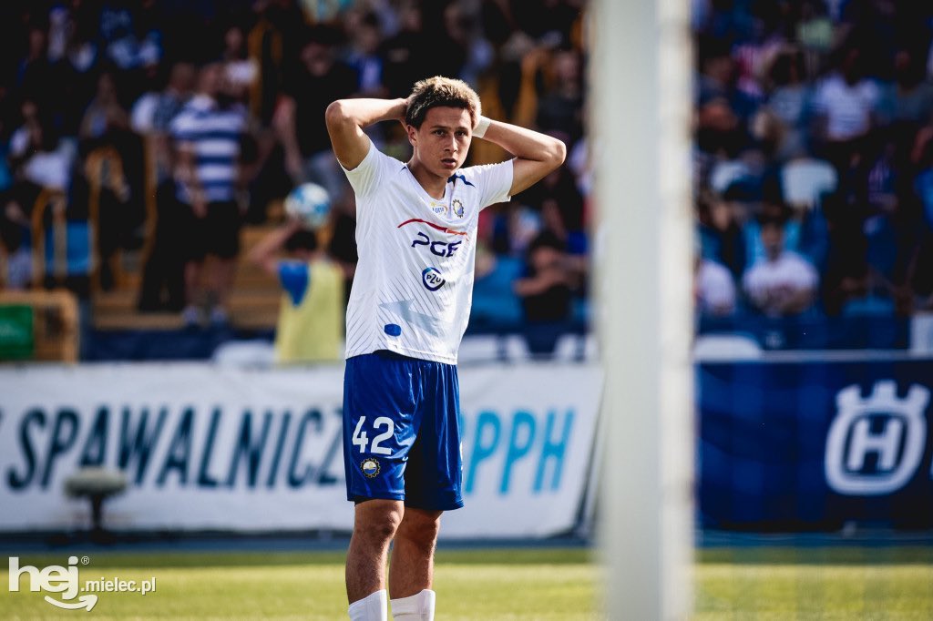 The 2023/2024 season is over‼️It was a tough season for Kai, but he managed and learned a lot 💪🏼. Kai thank you very much, take care! May the new season be the best for you ❤️ @KaiMeriluoto 🙏🏼
#KM42 #StalMielec #HJK #Huuhkajat