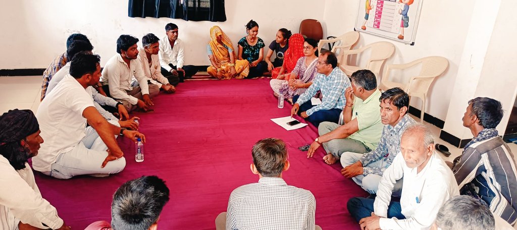 શેરગઢ ગામે સ્પર્ધાત્મક પરીક્ષાઓની તૈયારી કરતા વિદ્યાર્થીઓ તથા ગ્રામજનોને ઉપયોગી વાંચન સામગ્રી અને વ્યવસ્થા મળી રહે તે માટે લાઈબ્રેરી શરૂ કરવા ગ્રામજનો તથા સ્થાનિક કર્મચારીઓ સાથે વ્યૂહરચના માટે સભા કરવામાં આવી