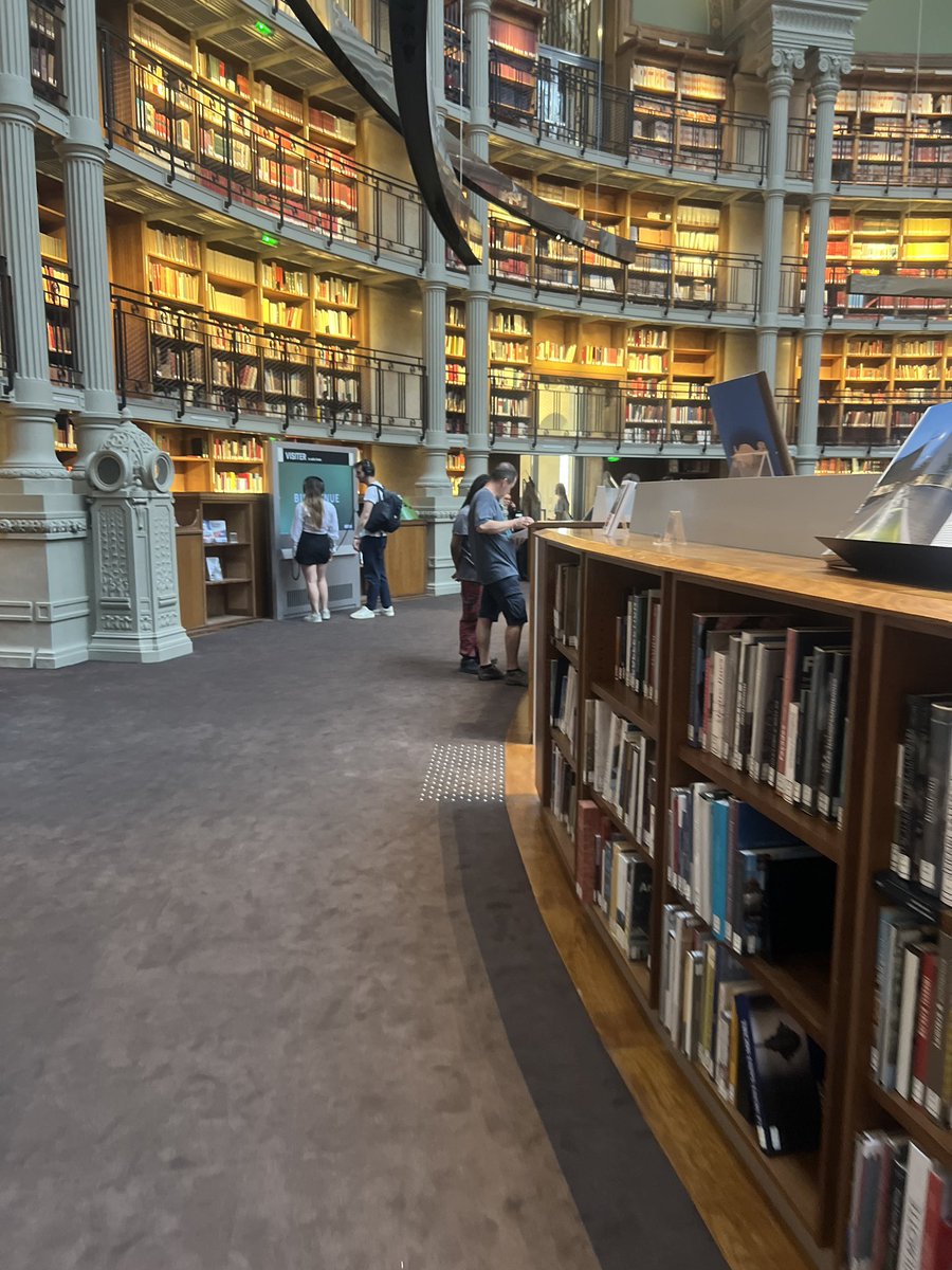 If there is a greater civic space than the public library, I haven’t found it. Here at the Bibliothèque nationale de France Richelieu (@laBnF) in Paris.