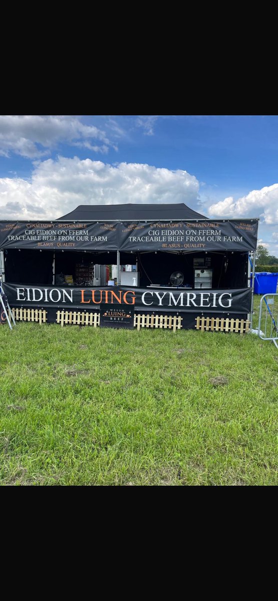 WELSH LUING BEEF-EIDION LUING CYMREIG (@welshluingbeef) on Twitter photo De ni wedi cyrraedd <a href="/EisteddfodUrdd/">Eisteddfod yr Urdd a’r Celfyddydau</a> #Maldwyn Dewch i’r Pentrebwyd am ginio/swper #Cymreig #cynaliaday #rhagorol #Luing o’n fferm. Bwyd cartref go iawn 🍔🥩Edrych ymlaen i’ch croesawu <a href="/HybuCigCymru/">HCC</a> <a href="/Urdd/">Urdd Gobaith Cymru</a> <a href="/S4C/">S4C 🏴</a> De ni wedi cyrraedd <a href="/EisteddfodUrdd/">Eisteddfod yr Urdd a’r Celfyddydau</a> #Maldwyn Dewch i’r Pentrebwyd am ginio/swper #Cymreig #cynaliaday #rhagorol #Luing o’n fferm. Bwyd cartref go iawn 🍔🥩Edrych ymlaen i’ch croesawu <a href="/HybuCigCymru/">HCC</a> <a href="/Urdd/">Urdd Gobaith Cymru</a> <a href="/S4C/">S4C 🏴</a>