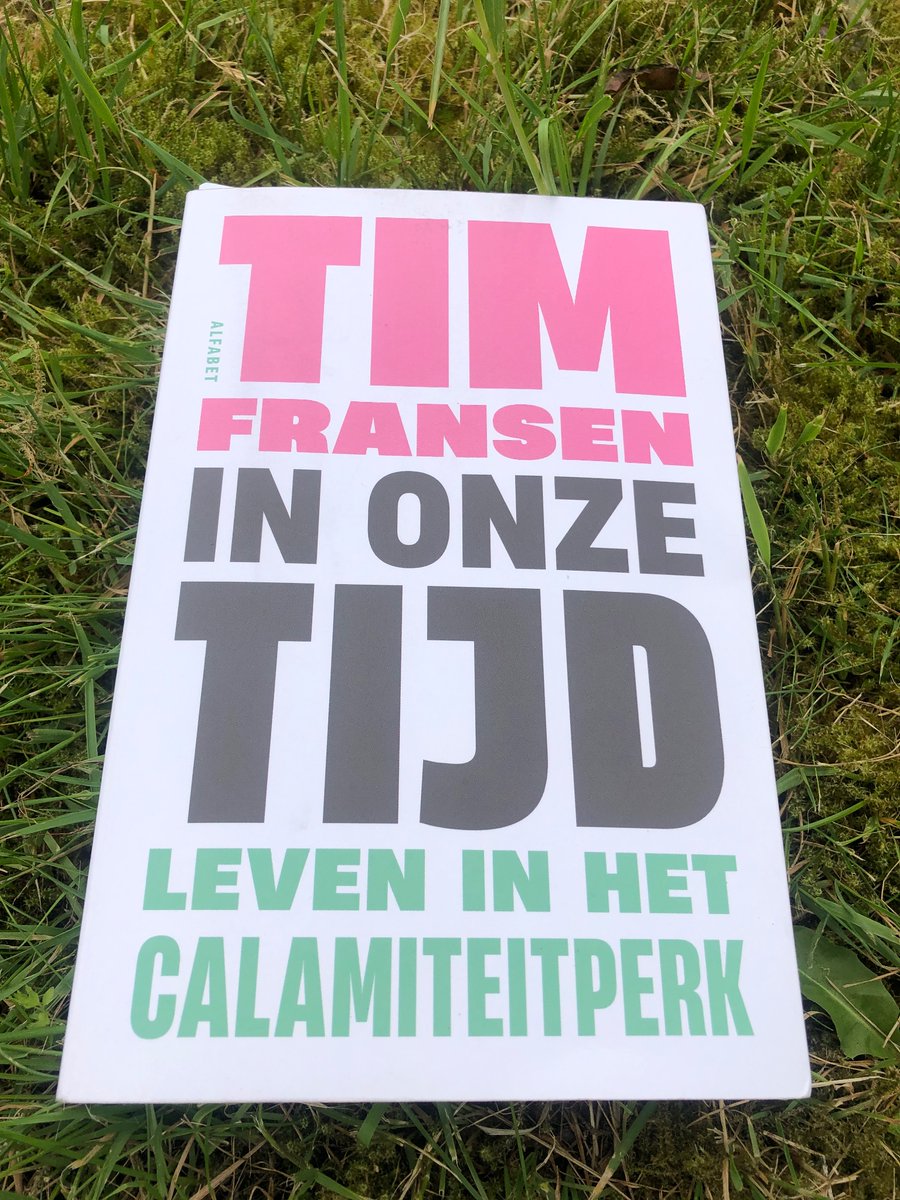 Siegersloot's tweet photo. Dit is zo’n steengoed boek. Elke bladzijde leert je iets nieuws en het plaatst bijna alle problemen van deze tijd in perspectief. Absolute leestip!

#Timfransen #inonzetijd #leveninhetcalamiteitperk https://t.co/VQzlLeeGWB